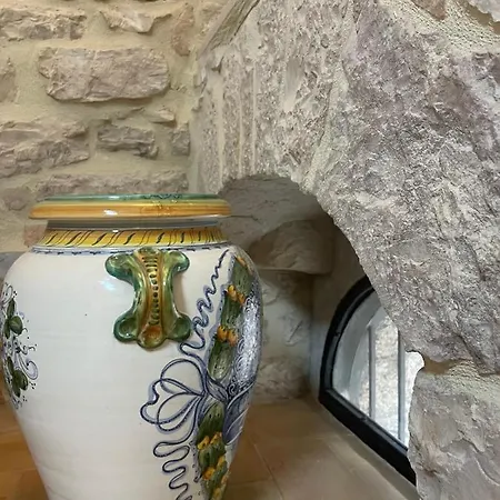 شقة Casa La Rosa غوبيو